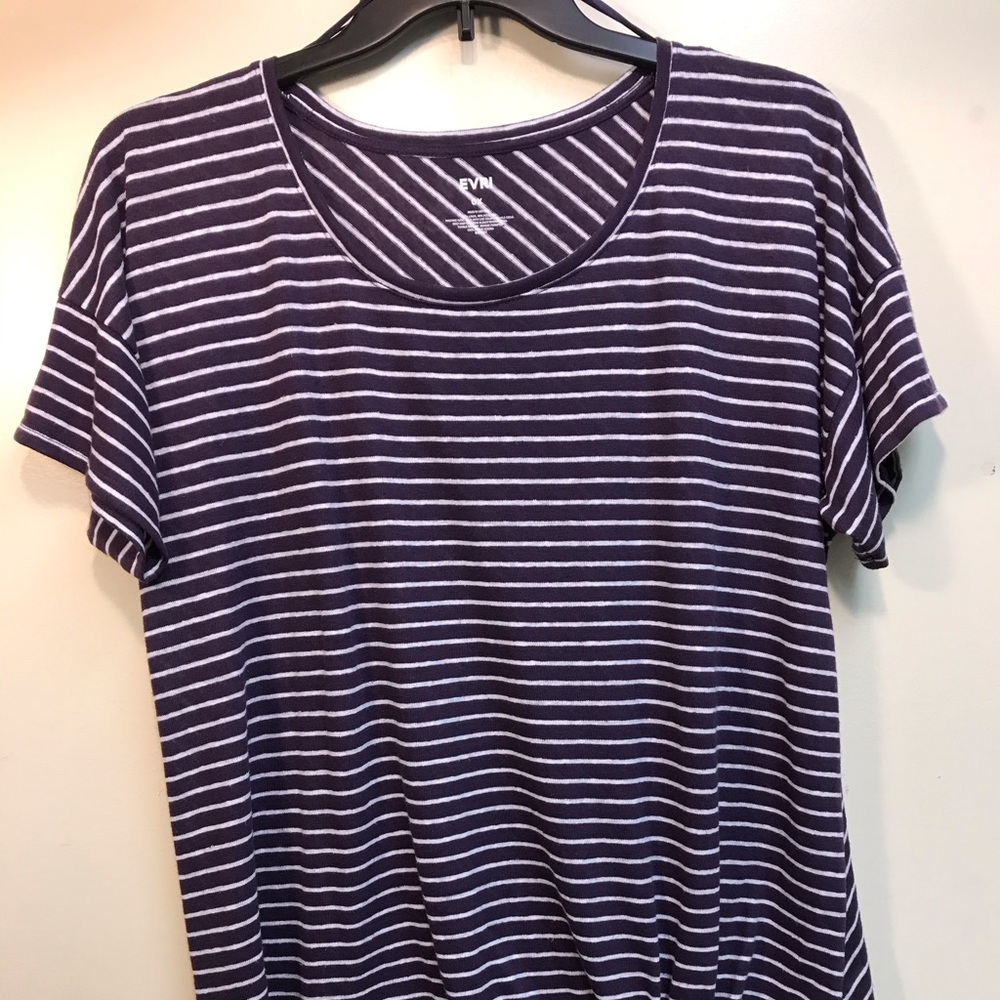 Sassy T-shirt in a plus size 0X in a deep purple and white stripe.